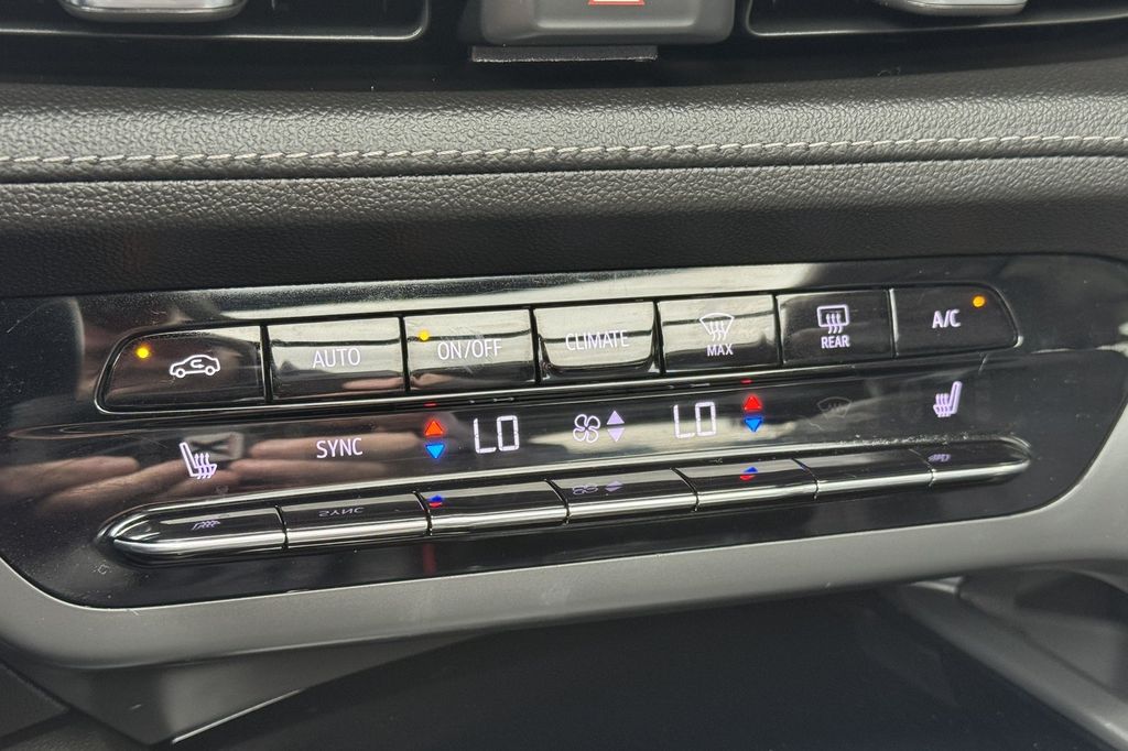 used 2023 Buick Envision car, priced at $27,934