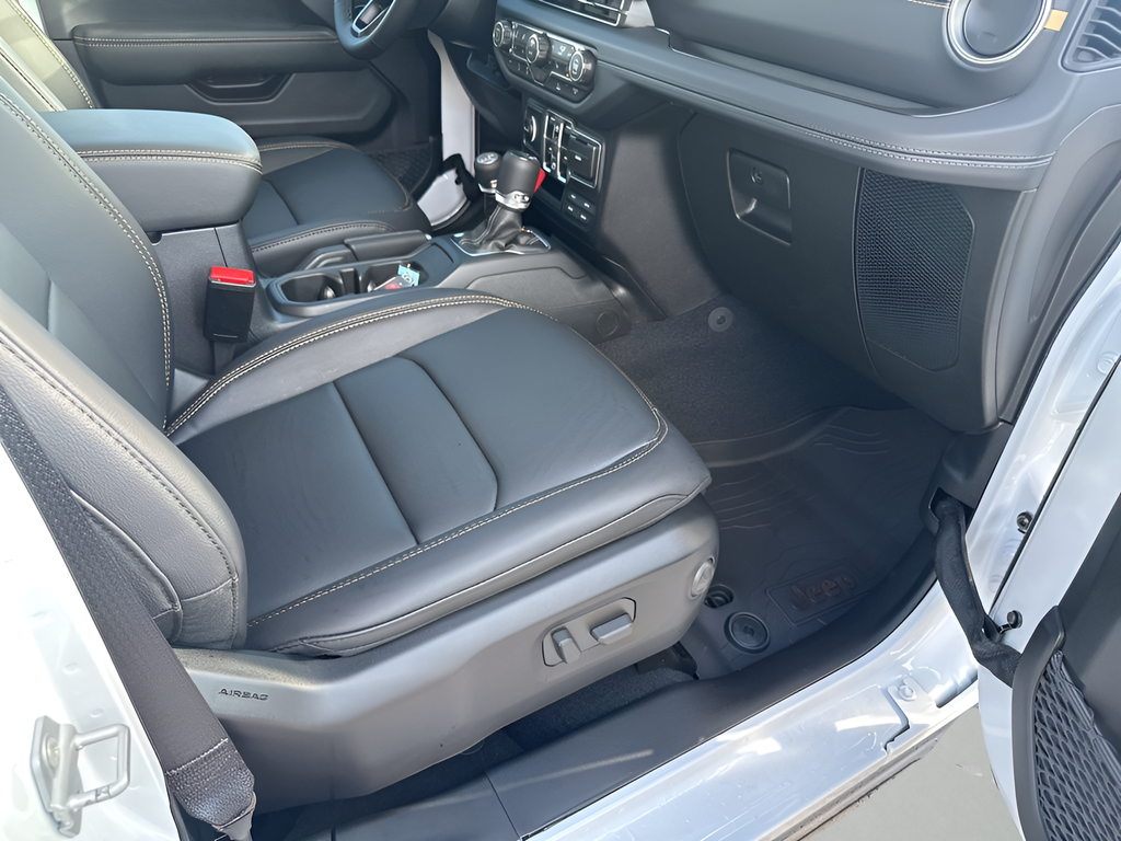 New Car 2025 Jeep Gladiator  For Sale Under $50,000 In Austin, Texas