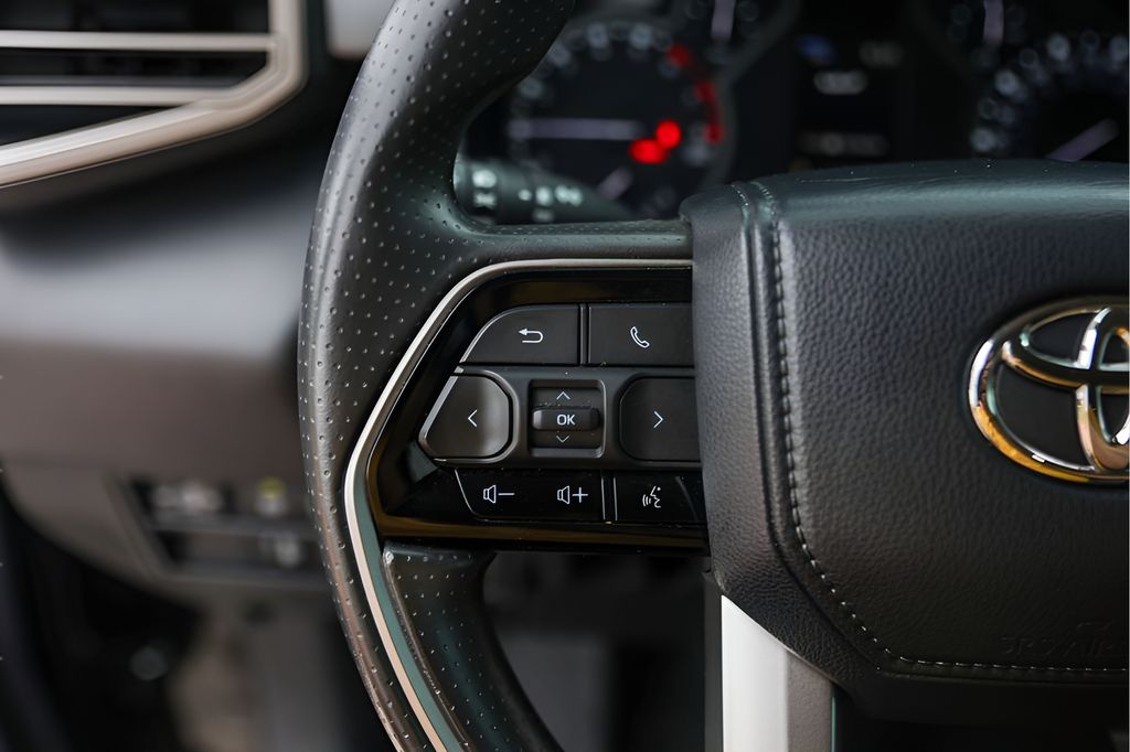 Used Car 2023 Toyota Tundra  Sr5 For Sale Under $50,000 In Austin, Texas