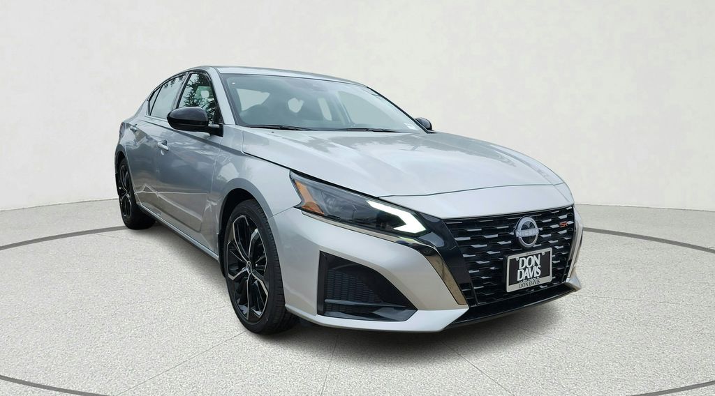 2025 Nissan Altima