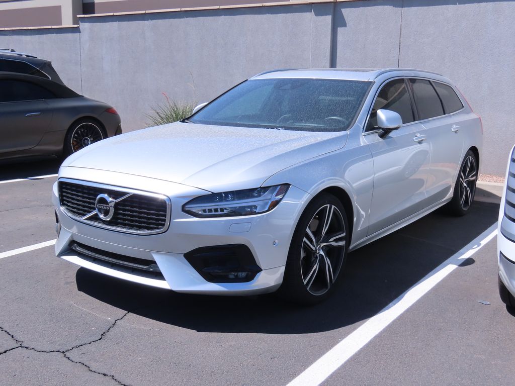 Thumbnail: 2019 Volvo V90 - 2