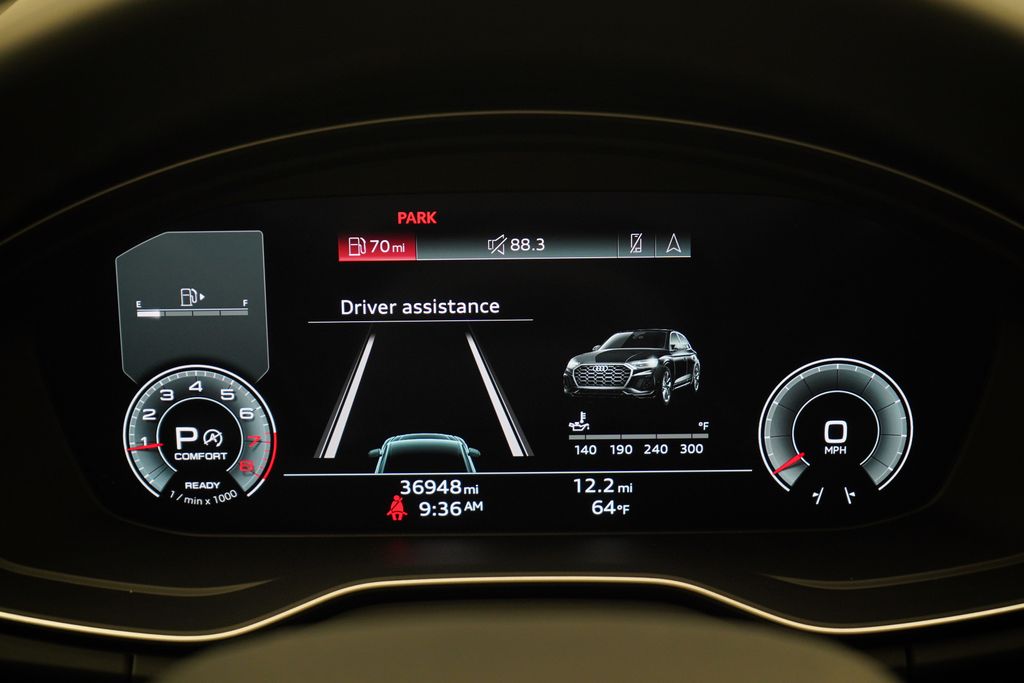 Thumbnail: 2023 Audi Q5 - 10