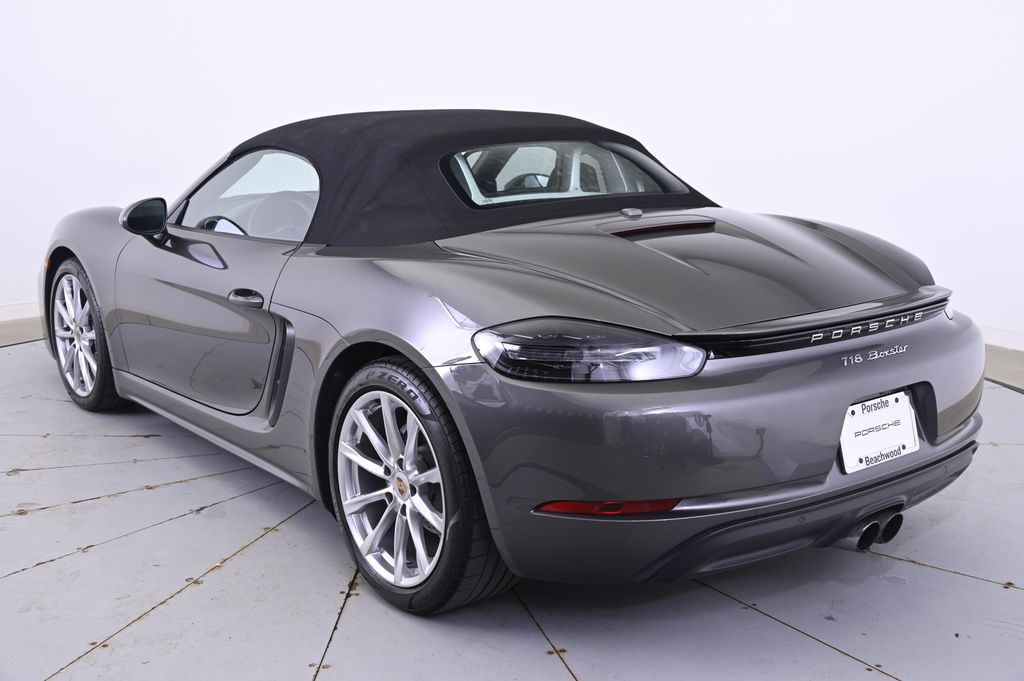 Thumbnail: 2021 Porsche 718 Boxster - 13