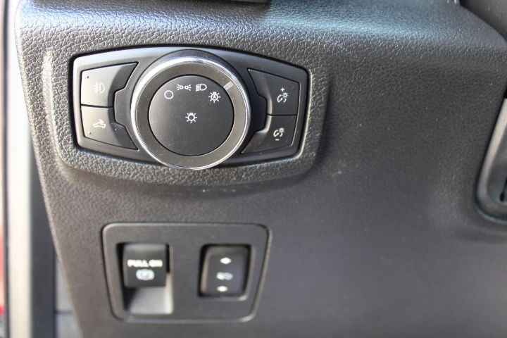 Used Car 2020 Ford F-150  Xlt For Sale Under $25,000 In Georgetown, Texas