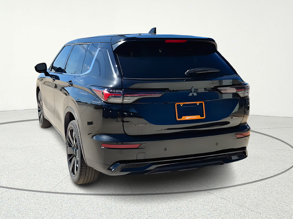 2026 Mitsubishi Outlander LE - 4