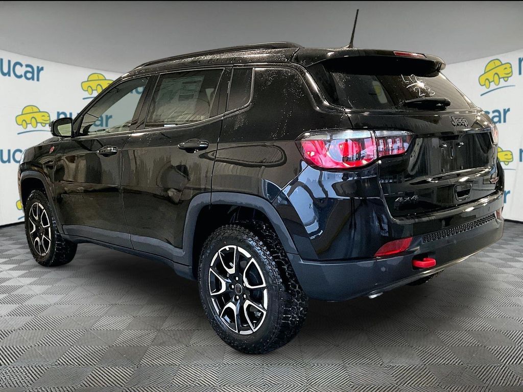 2026 Jeep Compass — photo 5