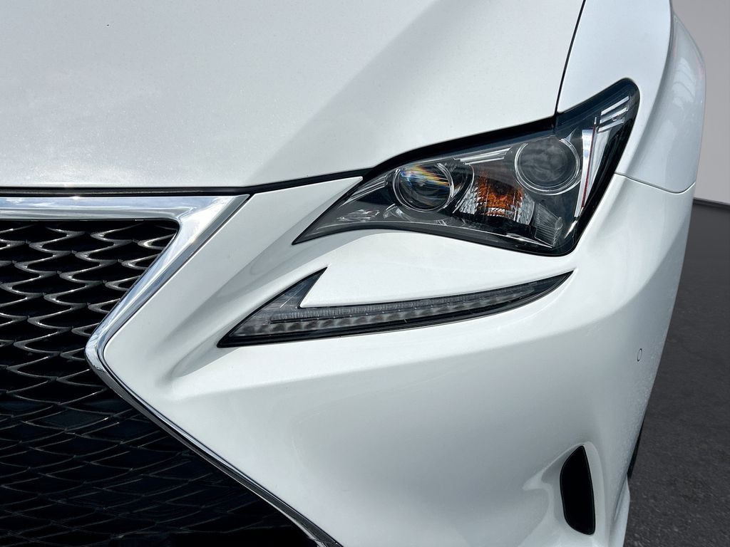 Thumbnail: 2018 Lexus RC - 30