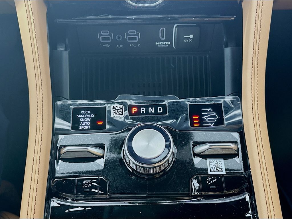 JeepGrand Cherokee12