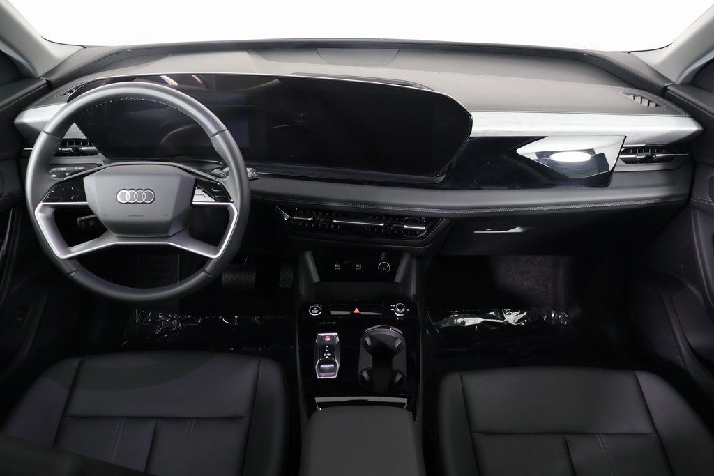 Thumbnail: 2025 Audi Q6 e-tron - 7