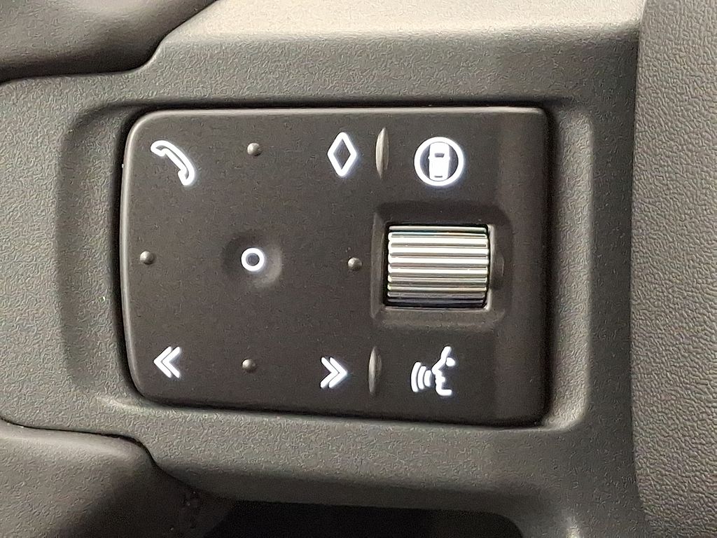 Thumbnail: 2025 Land Rover Defender - 23