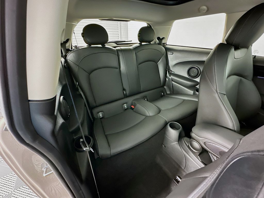 Thumbnail: 2024 MINI Cooper - 27