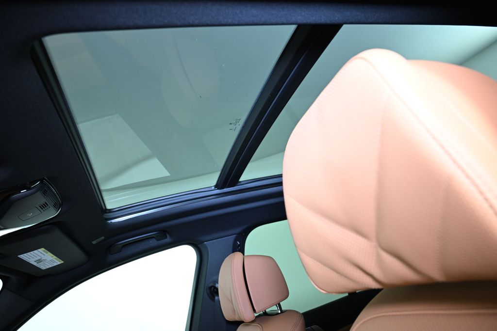 Thumbnail: 2026 BMW X5 - 20