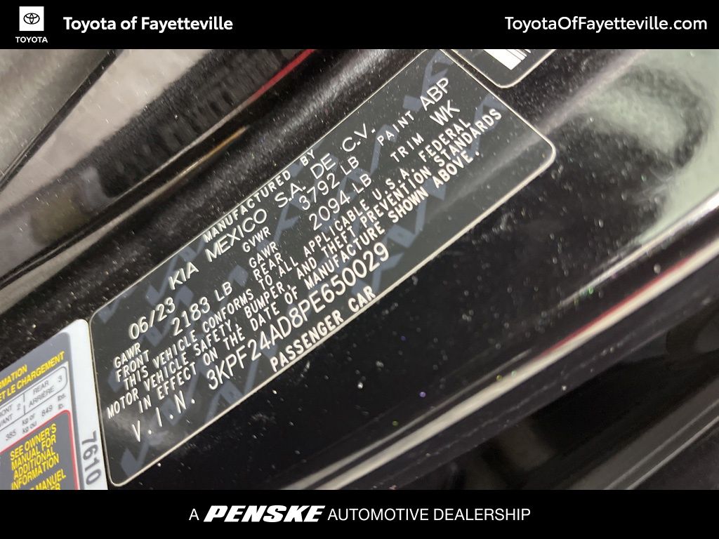 Thumbnail: 2023 Kia Forte - 31