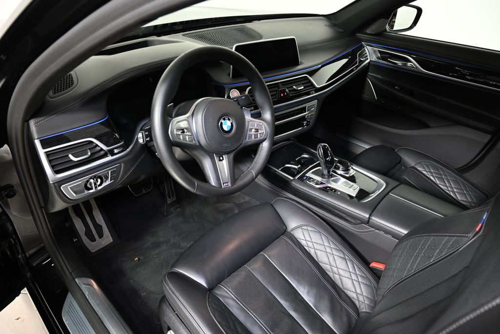 Thumbnail: 2020 BMW 7 Series - 15
