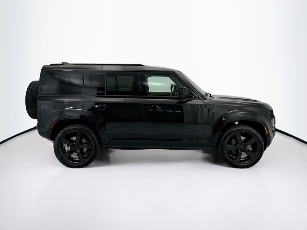 Thumbnail: 2026 Land Rover Defender - 4