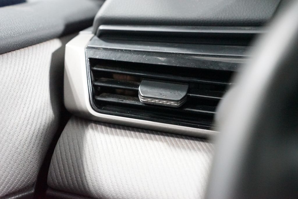 Thumbnail: 2025 Toyota Camry - 26