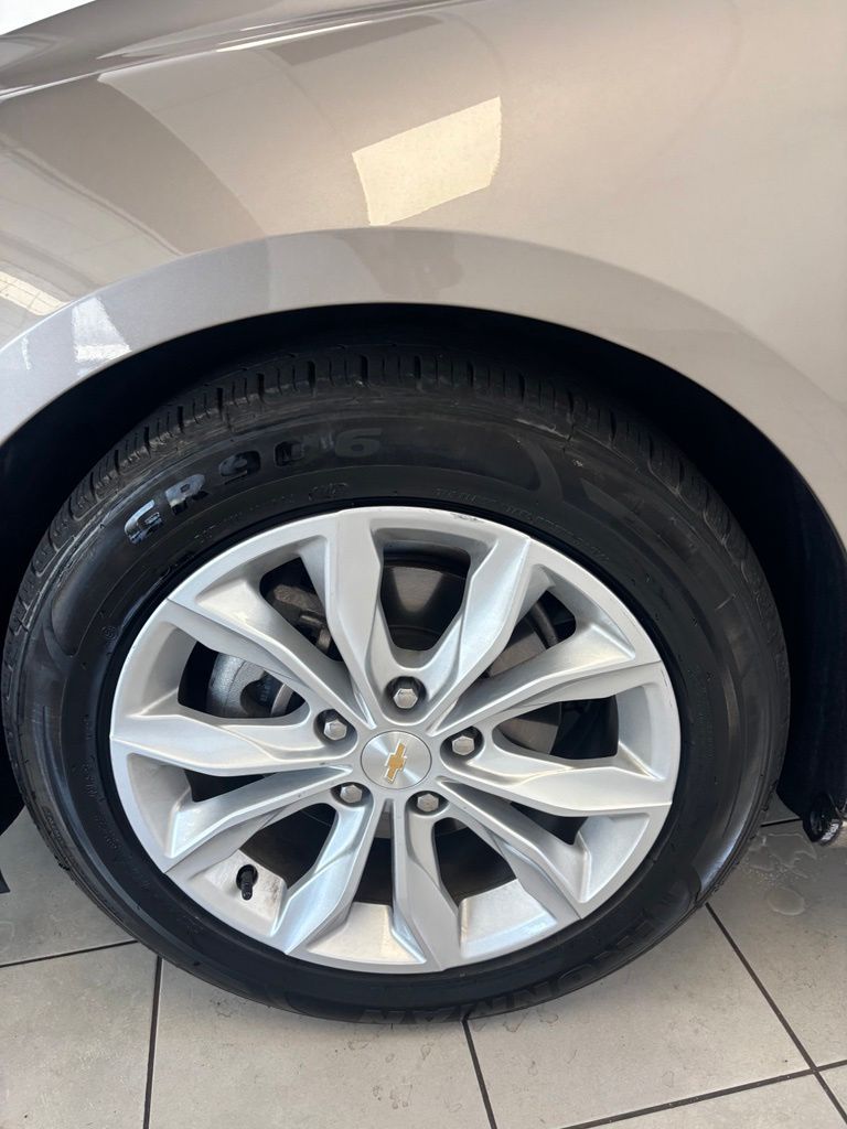 Used 2025 Chevrolet Malibu Sedan