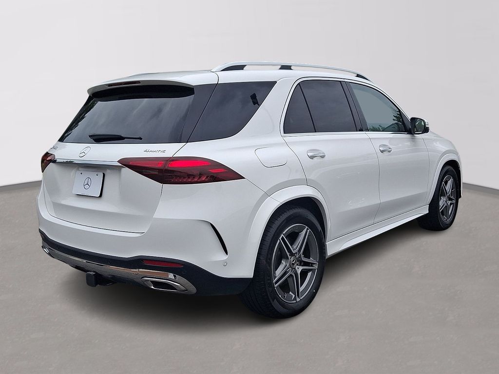 Thumbnail: 2026 Mercedes-Benz GLE - 4