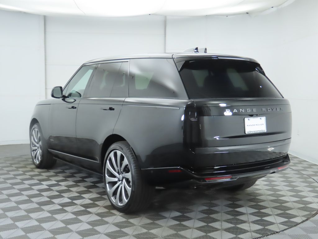 Thumbnail: 2025 Land Rover Range Rover - 7