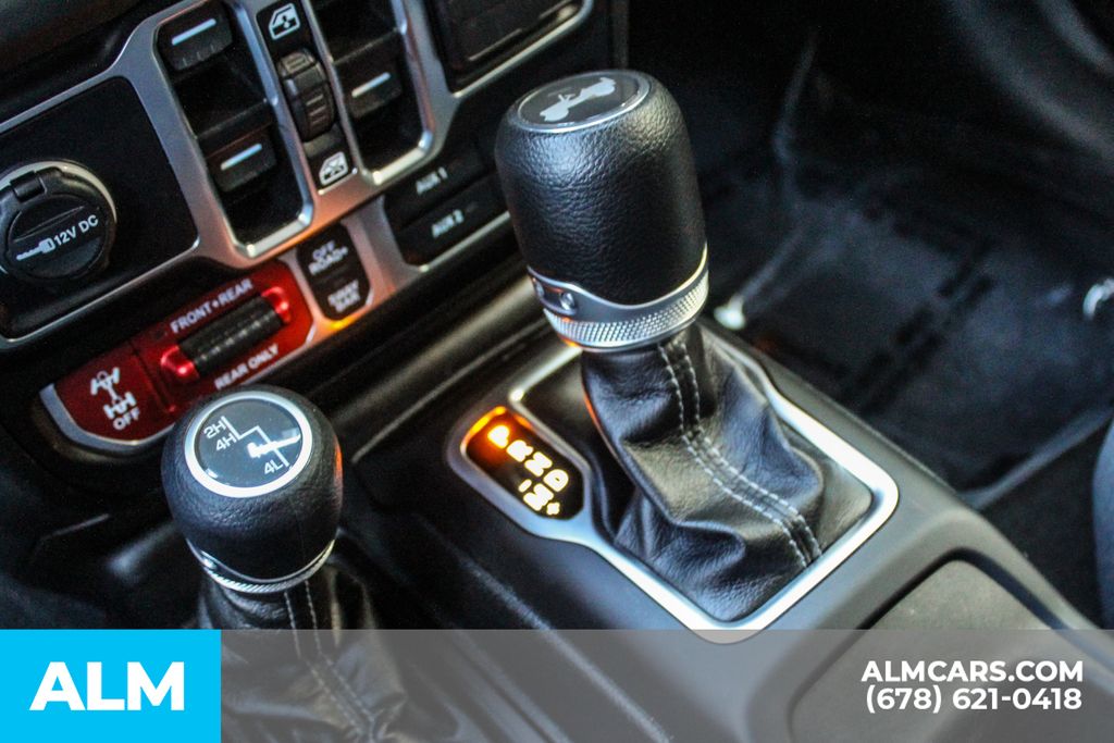 Used 2025 Black Jeep Rubicon image 37