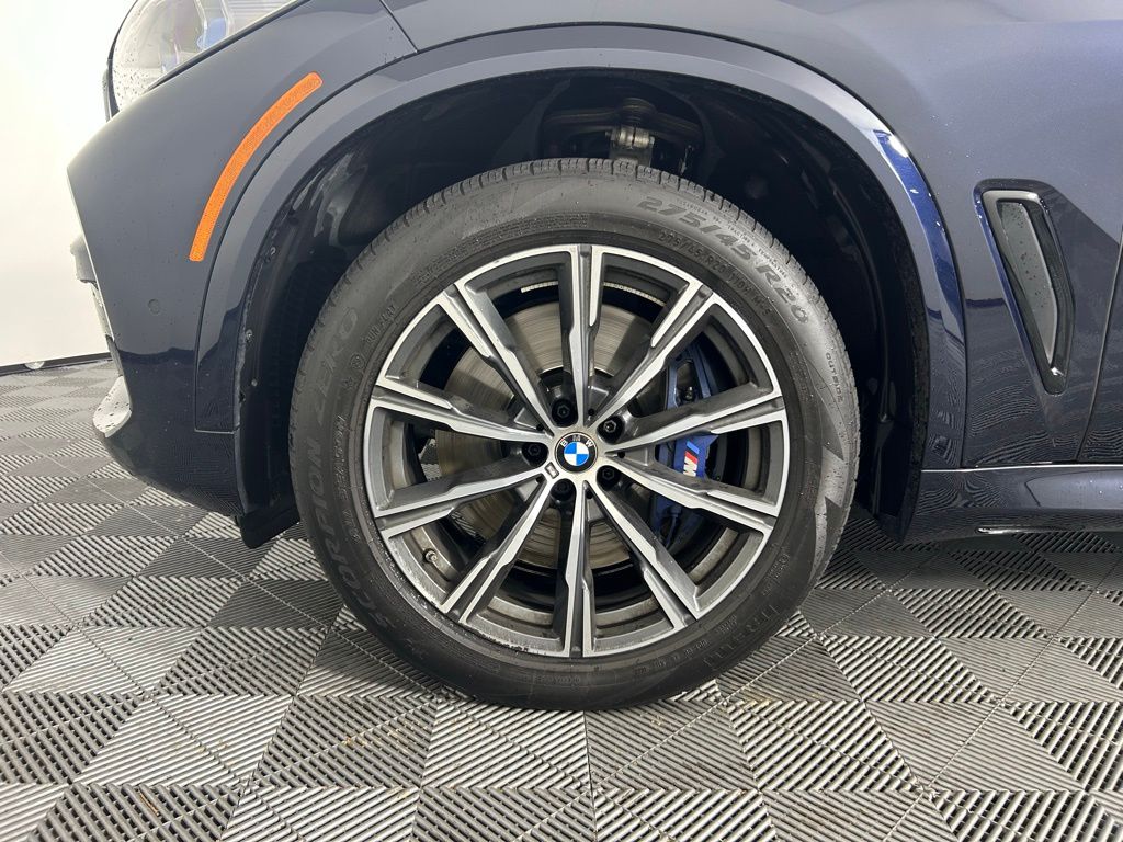 Thumbnail: 2023 BMW X5 - 9