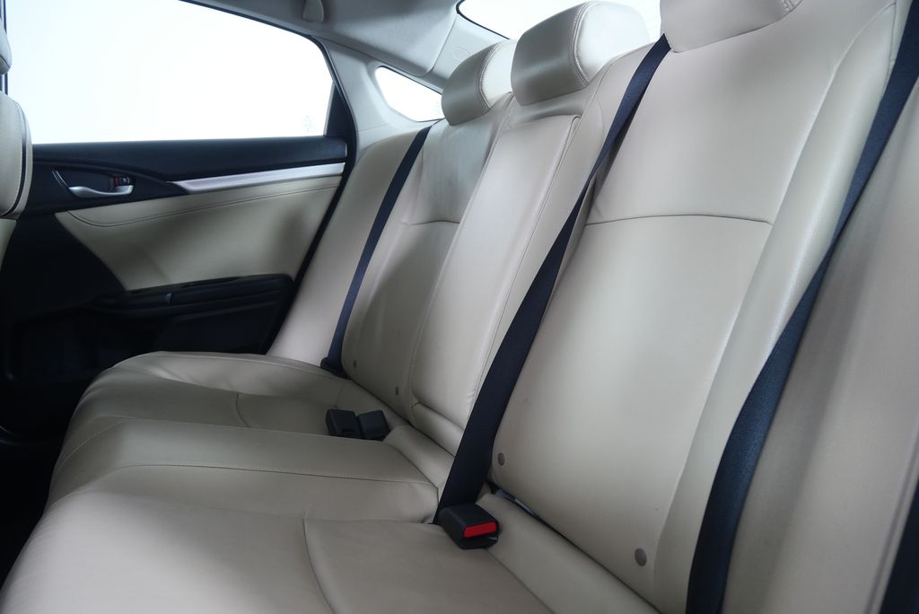 Thumbnail: 2017 Honda Civic - 16