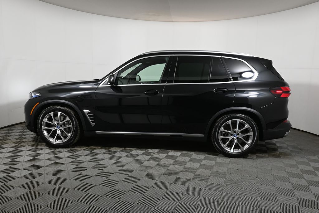 Thumbnail: 2025 BMW X5 - 2