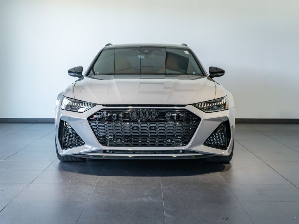 Used 2024  Audi 4.0T image 11