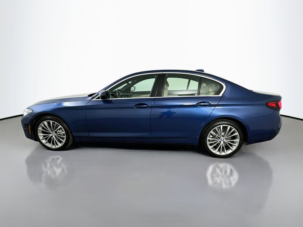 Thumbnail: 2023 BMW 5 Series - 8