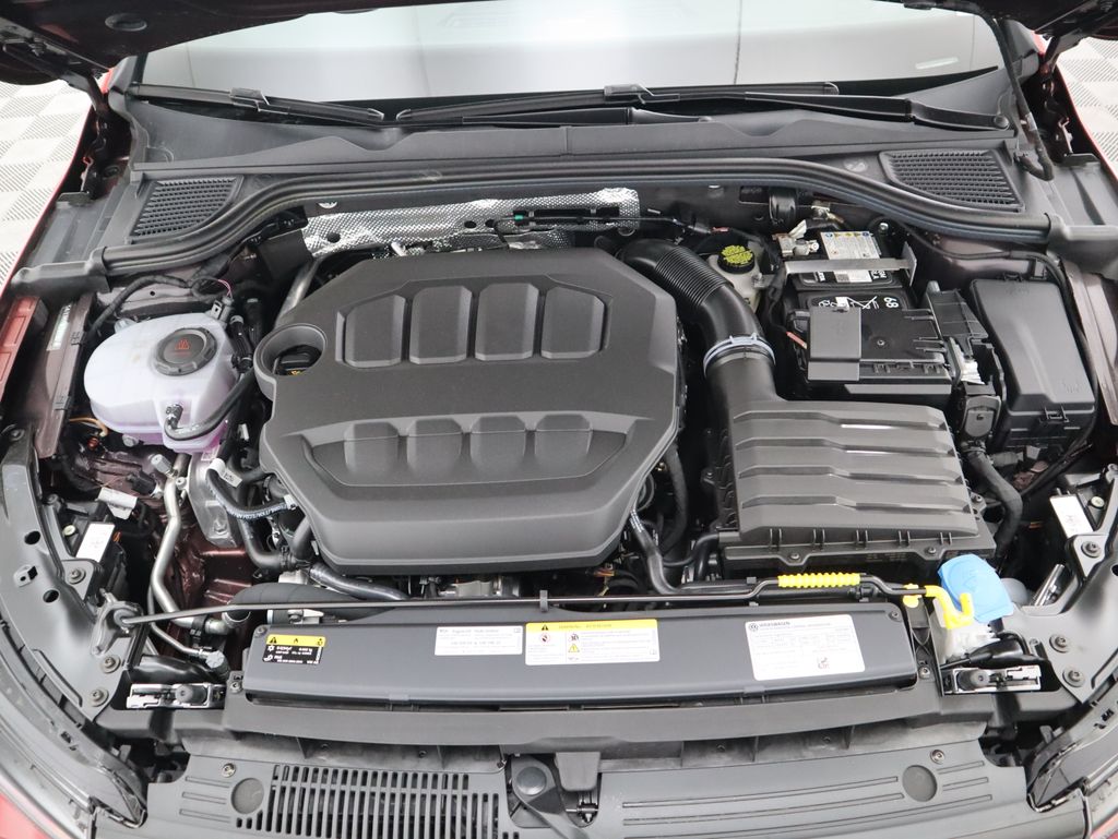 Thumbnail: 2025 Volkswagen Golf - 30