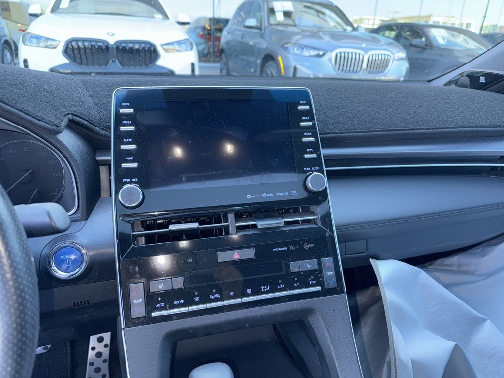 Thumbnail: 2020 Toyota Avalon - 8