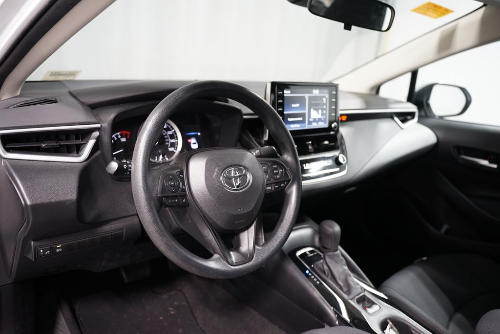 2020 Toyota Corolla LE 7