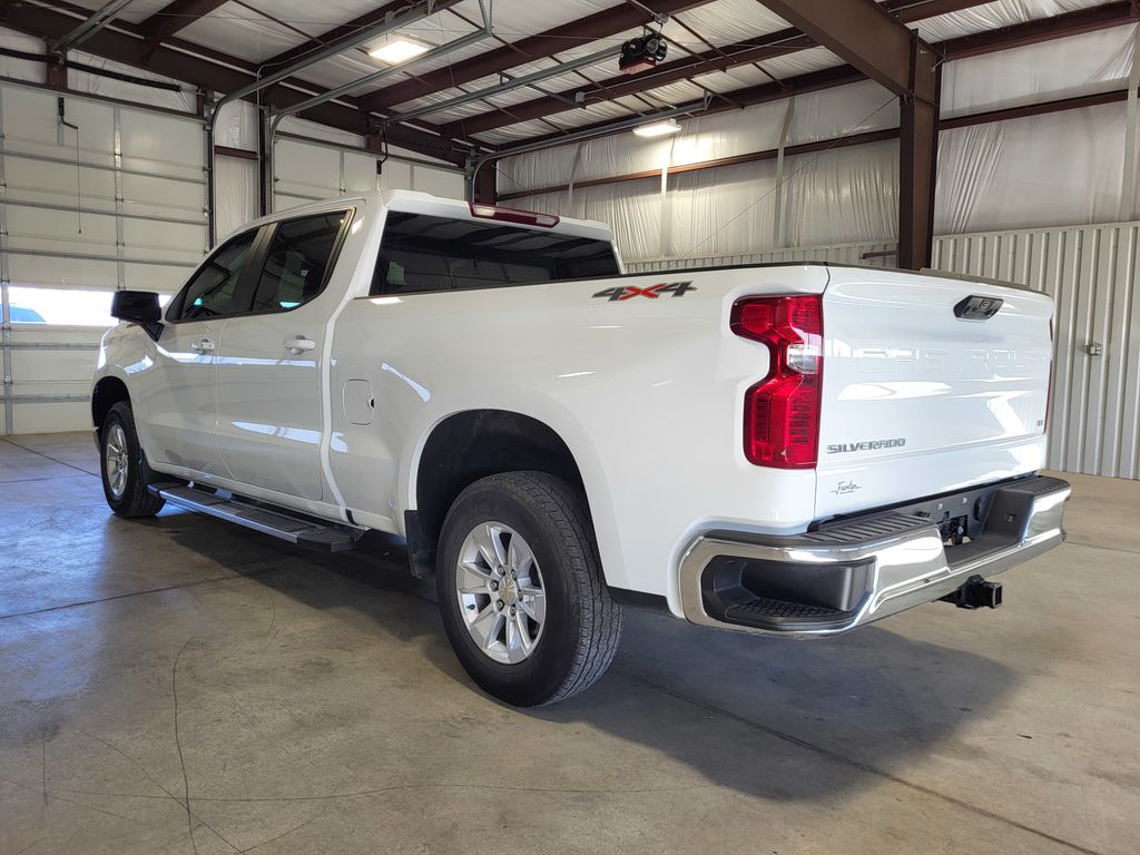 2024 Chevrolet Silverado 1500 LT 3