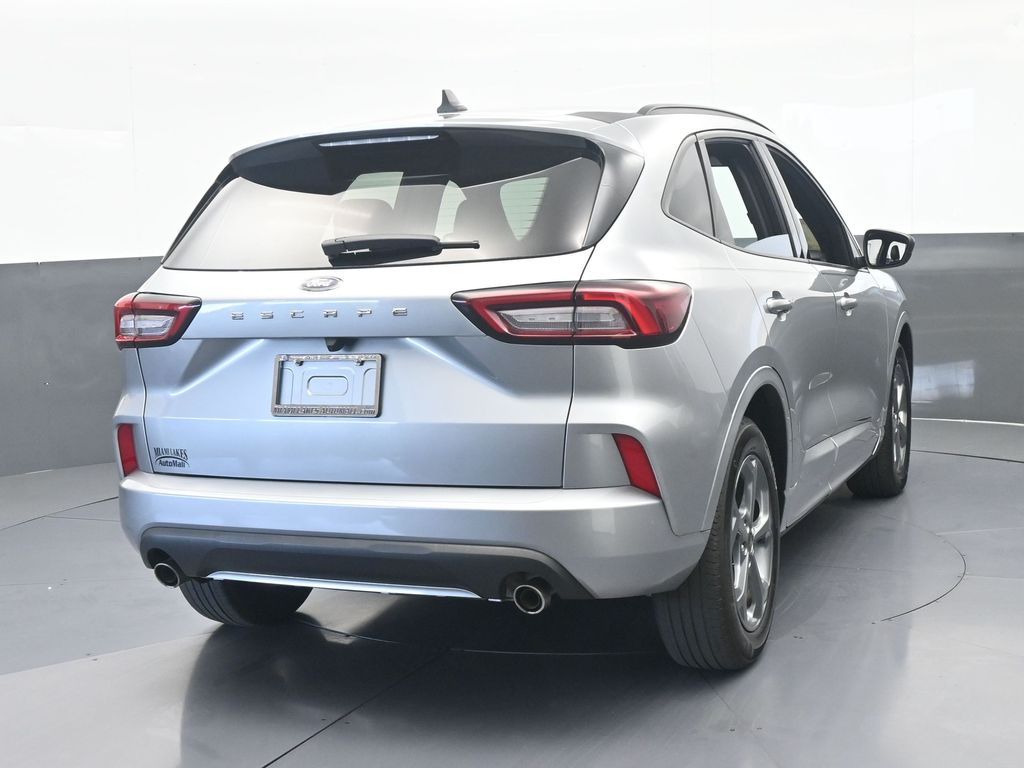 Used 2024 Silver Metallic Ford ST-Line image 4