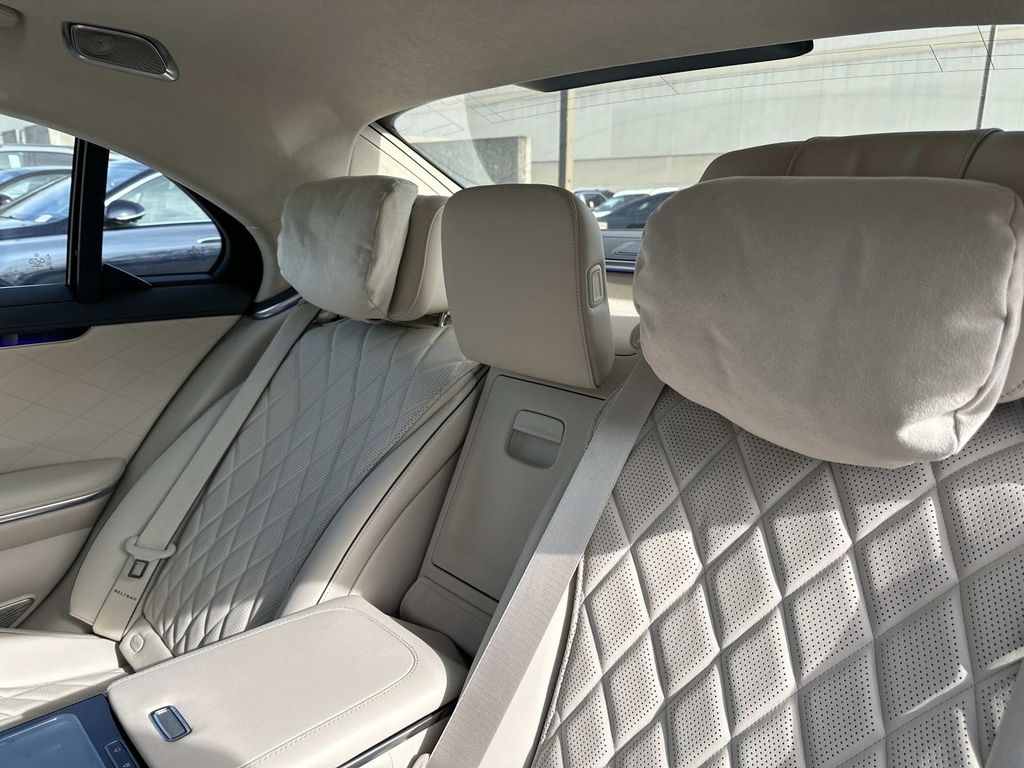Thumbnail: 2026 Mercedes-Benz S-Class - 22
