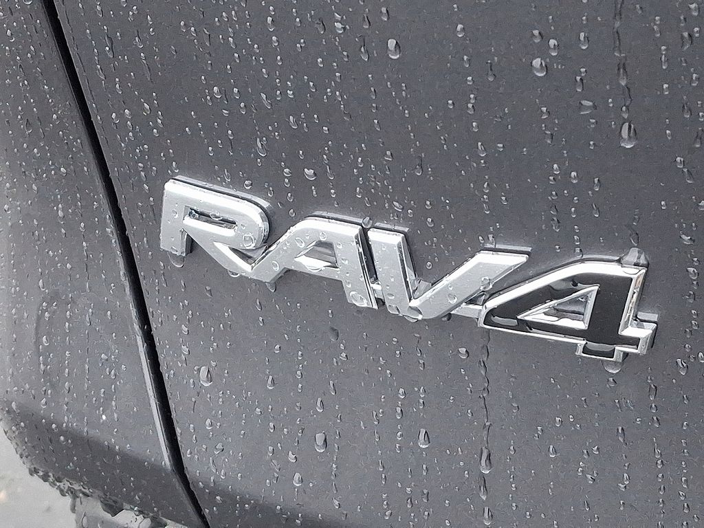 Thumbnail: 2025 Toyota RAV4 - 5