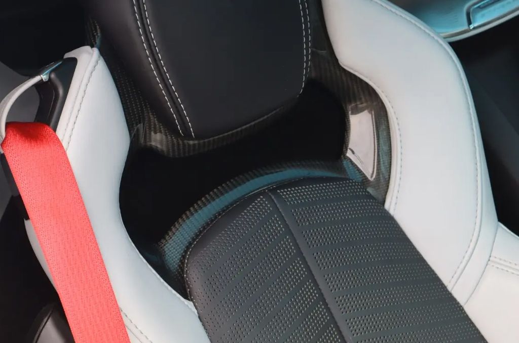 2022 Ceramic White Chevrolet Corvette Stingray RWD Coupe