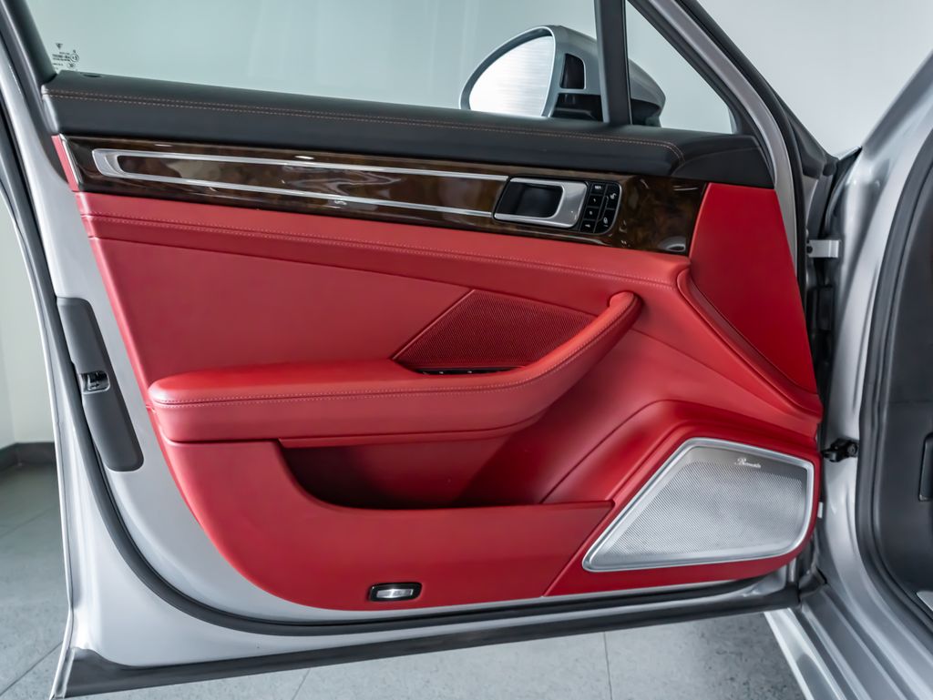 Certified Used 2018  Porsche Turbo S image 12