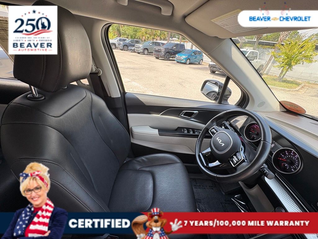 Used 2024 Kia Carnival Van