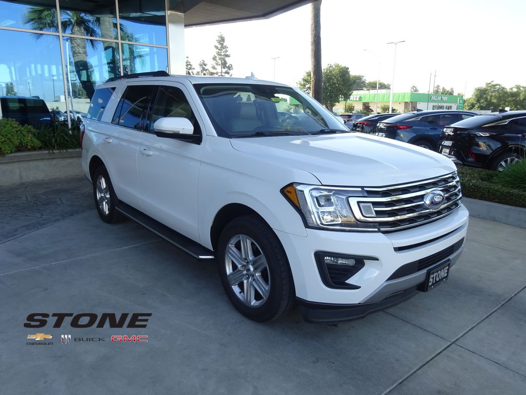 Star White Metallic Tri-Coat 2020 Ford Expedition XLT RWD SUV / Crossover 4X2 Automatic