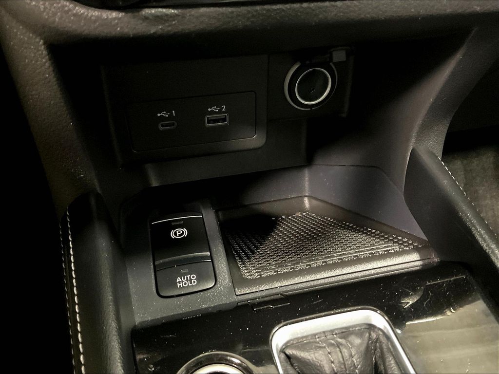 2023 Nissan Kicks — photo 26