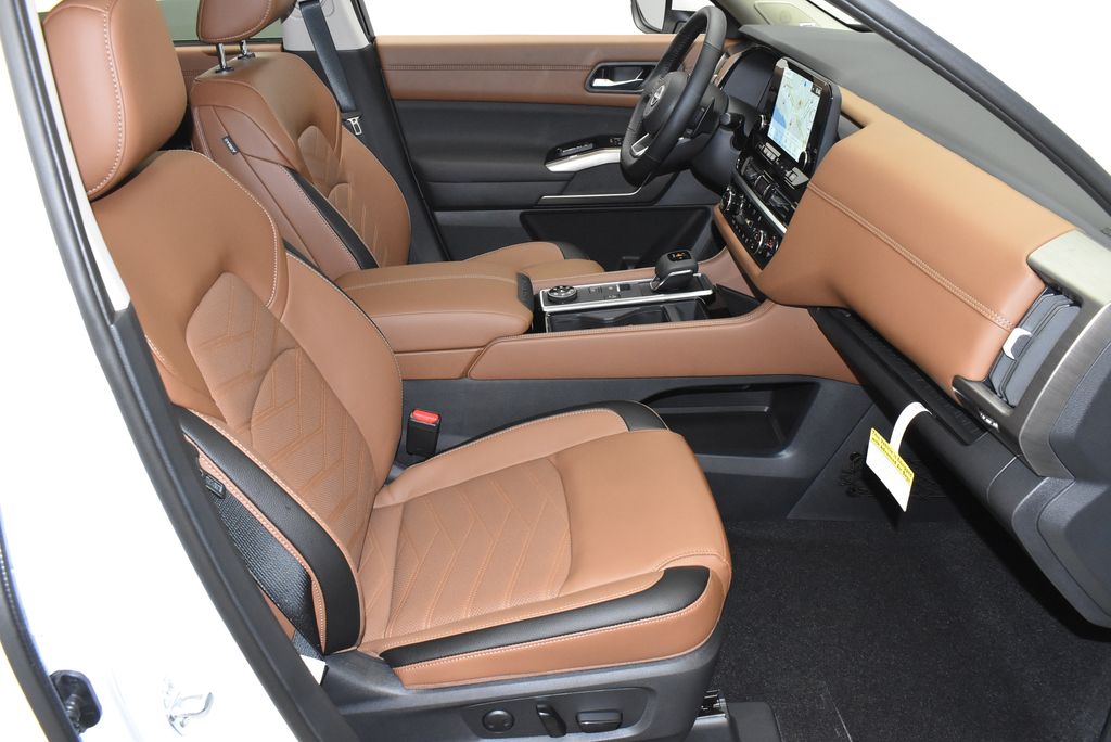 Thumbnail: 2025 Nissan Pathfinder - 30