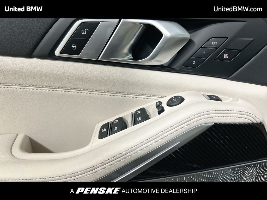 Thumbnail: 2026 BMW X5 - 11