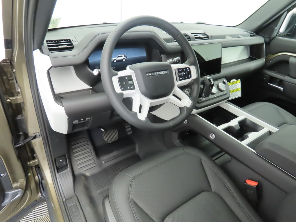 Thumbnail: 2025 Land Rover Defender - 9
