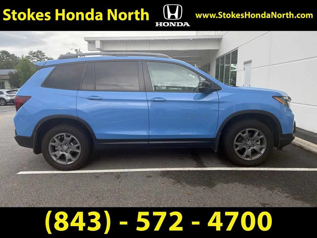 Used 2025 Honda Passport SUV