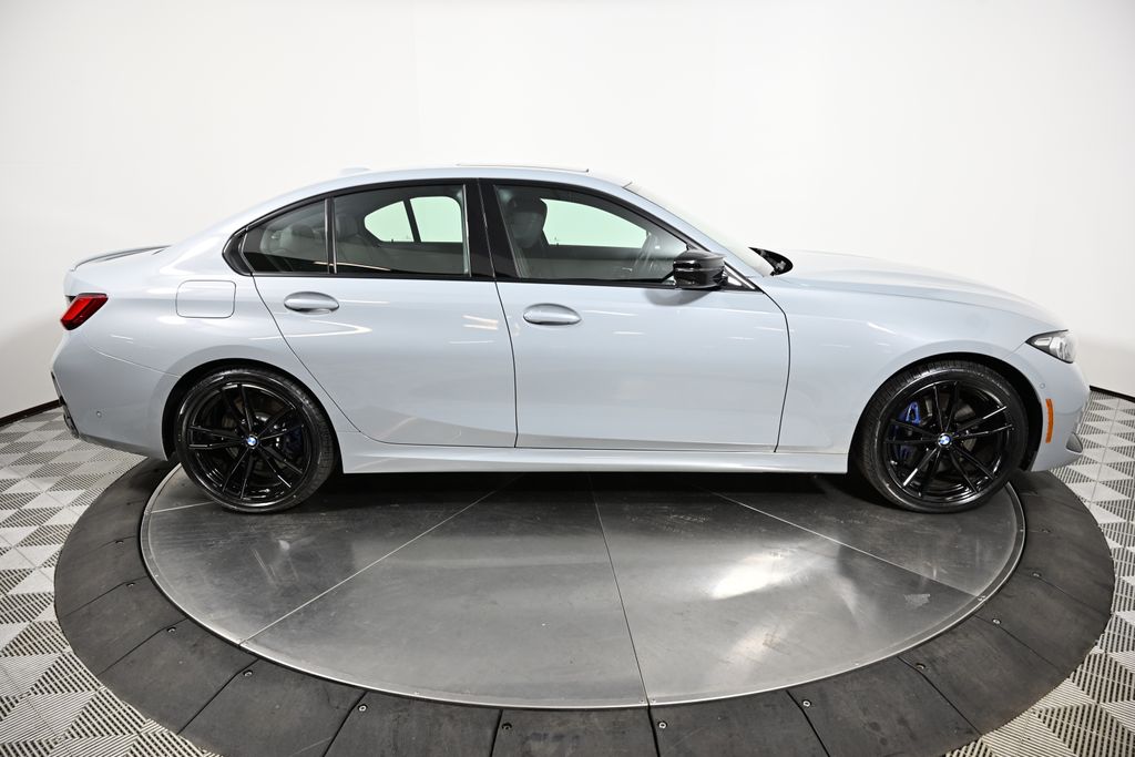 Thumbnail: 2024 BMW 3 Series - 6