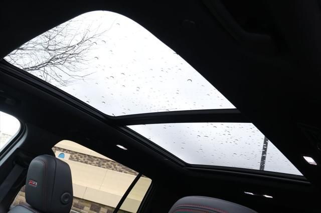 Thumbnail: 2026 Chevrolet Traverse - 16