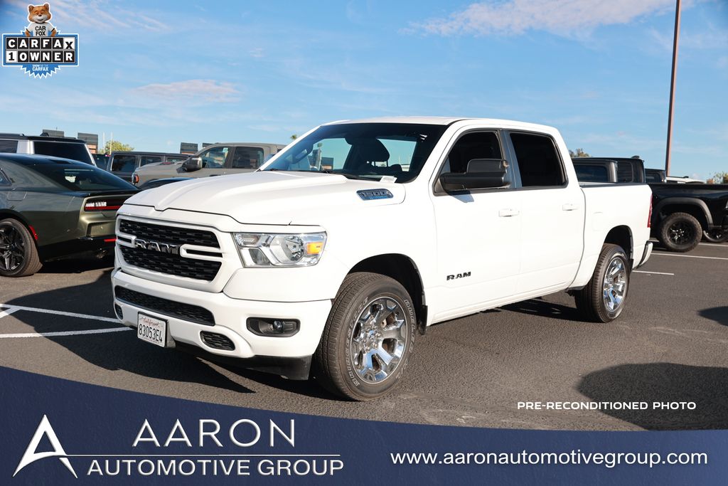 Bright White Clearcoat 2024 RAM 1500 Big Horn Crew Cab 4WD Pickup Truck Four-Wheel Drive 8-Speed Automatic