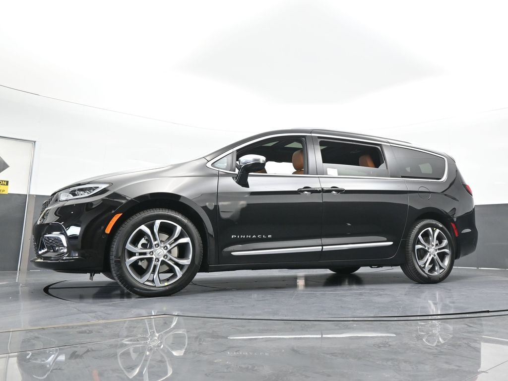 New 2026 Diamond Black Crystal Pearlcoat Chrysler Pinnacle image 66