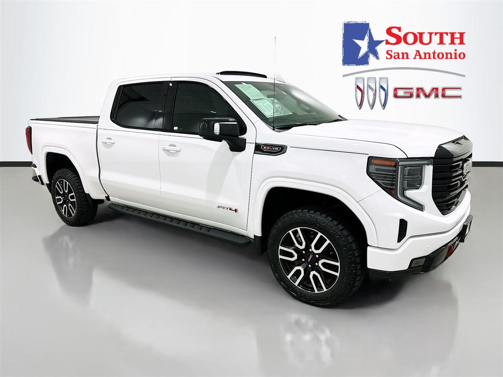 2024 GMC Sierra 1500 AT4 Crew Cab 4WD